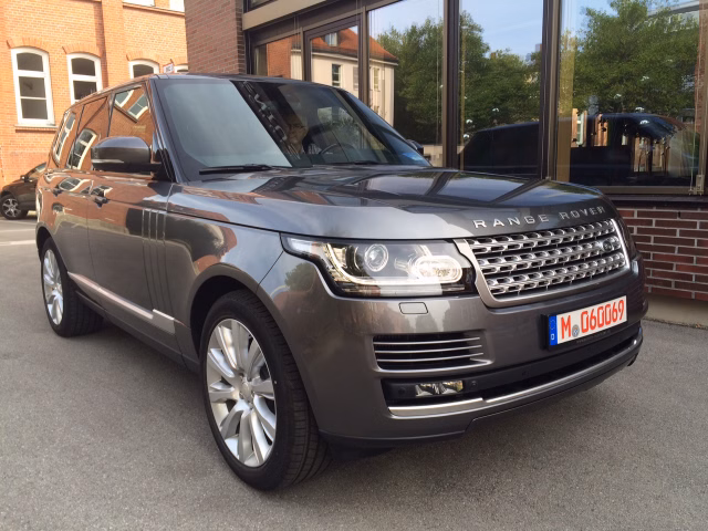 Land Rover Range Rover HSE MY17 22" Privacy WoodSteerWheel New vehicle for sale | First registration 