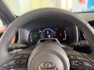 Toyota Aygo X Hybrid Teamplayer + Technik Paket - foto 15
