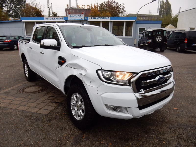Ford Ranger Doppelkabine 4x4 XLT Doka 2.2 TDCI Autom. Standheizung