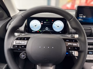 Hyundai INSTER Prime 49 kWh V2L Glas-Dach Wärmepumpe - bilder 11