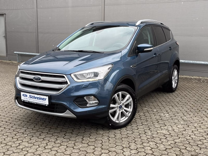 Ford Kuga Cool & Connect mit AHK | Navi