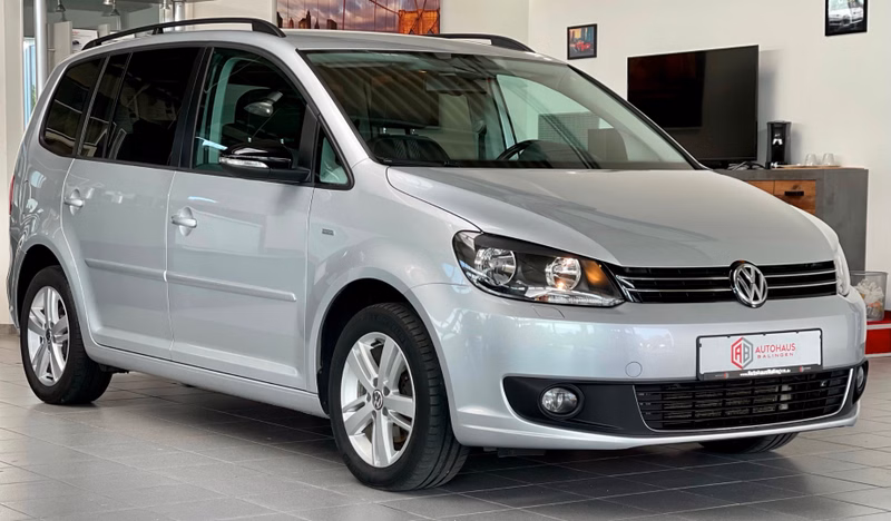 Volkswagen Touran 1.6 TDI MATCH |SHZ|NAVI|PARK|TEMPO|