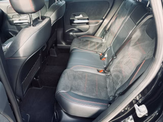 Mercedes-Benz GLA 220 4M AMG+Multibeam+Carbon+Kamera+Memory+19 - foto 17