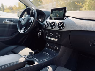 Mercedes-Benz B 180 Score Automatik+Navi+LED+SHZ+Kamera+PDC+ - foto 9