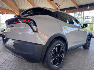 Alfa Romeo Junior Elettrica 115 kW Wärmepumpe, 18-Zoll, 10,25-Zoll-Display - foto 5