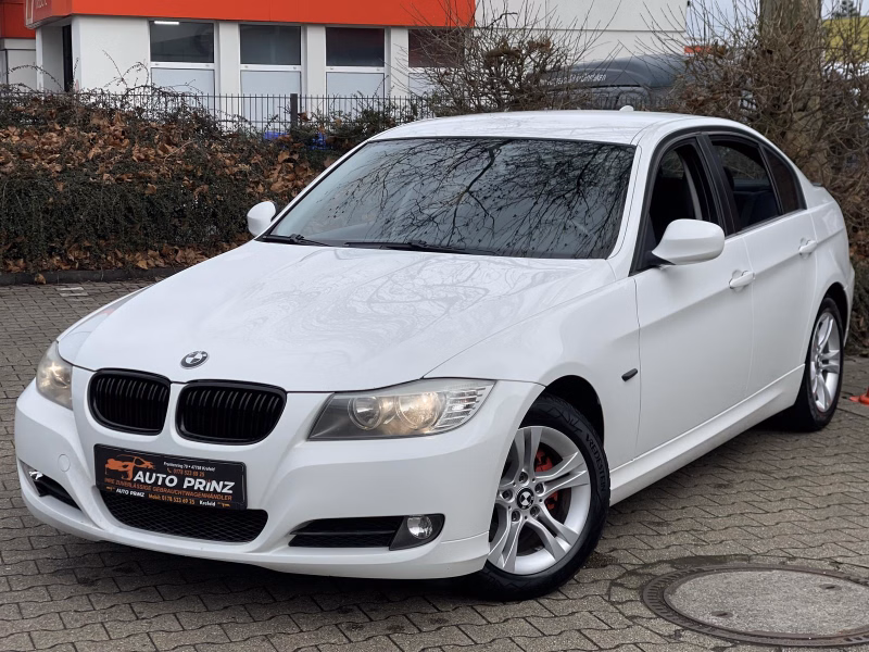 BMW 320i Sport Edition+ M LOOK+ TÜV NEU+ KLIMA+ NAVIGATION+ PDC+ SHZ+ TEMPO+ MULTI