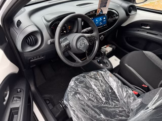 Toyota Aygo X Business Edition*Aut.*CarPlay*SHZ*CAM*4KM - foto 1