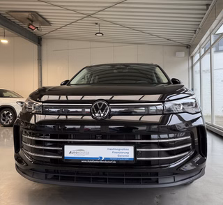 Volkswagen Tiguan Elegance Autom., IQ Light Navi 360Kamera ACC - foto 1