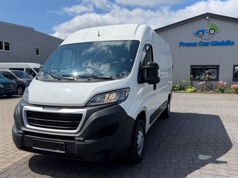 Peugeot Boxer Kasten 333 L2H2 Premium/Kamera/AHK/Fenster