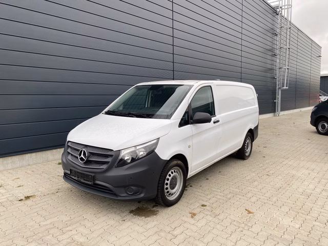 Mercedes-Benz Vito Kasten 114/116 CDI, 119 CDI/BT 4x4 lang Used vehicle for sale | First registration 10/2017 | Price 25.990 €