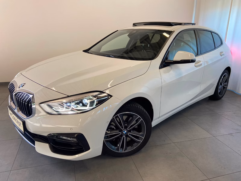 BMW 120 d Sport Line Autom. PANO KAMERA