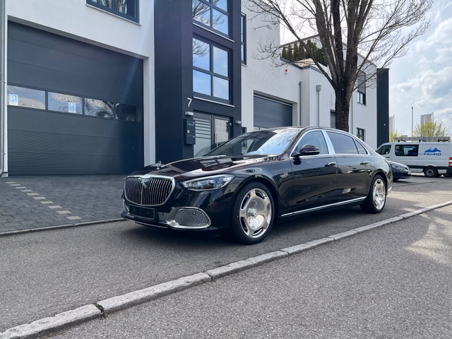 Mercedes-Benz MAYBACH TWO TONE - 4d - EXCLUSIVE - V12 - 20" Gebrauchtwagen Kaufen | EZ 07/2022