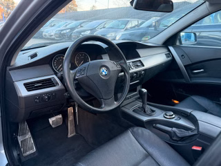 BMW 523i Touring*Aut*Pano*Leder*Navi*MOTORSCHADEN - foto 4