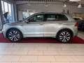 Daumennagel 4 - Volkswagen Tiguan 2.0 TSI 4Motion R-LINE STANDHEIZ.
