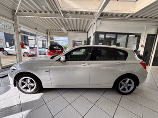 BMW 118 d Sport Line aut.  LED GSHD Navi PDC AHK SHZ - bilder 4