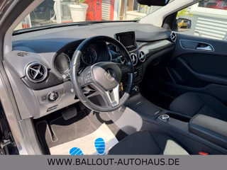 Mercedes-Benz B 180 CDI*2.HAND*KLIMA*NAVI*TEMP*AHK*SHZ*BT*PDC* - bilder 8