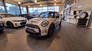 MINI Cooper S Year-old for sale