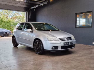 Volkswagen Golf V 1.4 Lim. TOUR*TEMPOMAT*KLIMAAT*SITZHZG* - foto 1