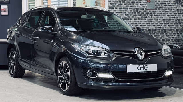 Renault Megane III Grandtour BOSE Edition|NAVI|SHZ|TEMP.|MFL Gebrauchtwagen Kaufen | EZ 10/2014 | Preis 7.999 €