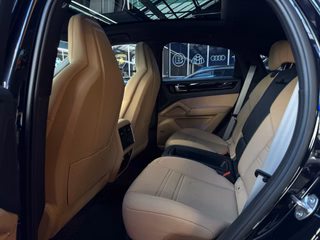 Porsche Cayenne Coupe S Platinum Edition 3.0 V6 e-hybrid / HEAD-UP / PANO / ACC / BOSE / 360° CAM E-Hybrid - foto 29