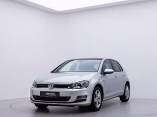 Volkswagen Golf VII 1.2TSI /PANO/NAVI/PDC/AHK/TEMP/