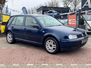Volkswagen Golf 2.0 Highline*Klimaaut.*Ahk*Allwetter*TüvNEU