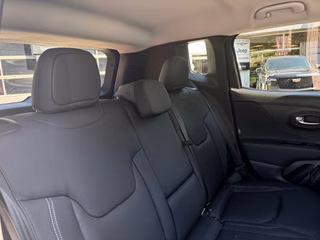 Jeep Renegade S Plug-In-Hybrid 4xe + Winterkompletträder - foto 27
