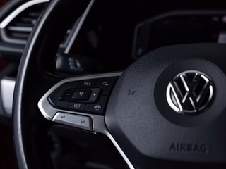 Volkswagen T6.1 Multivan 2.0 TDI LED ACC VIRTUAL AHK RFK - foto 7