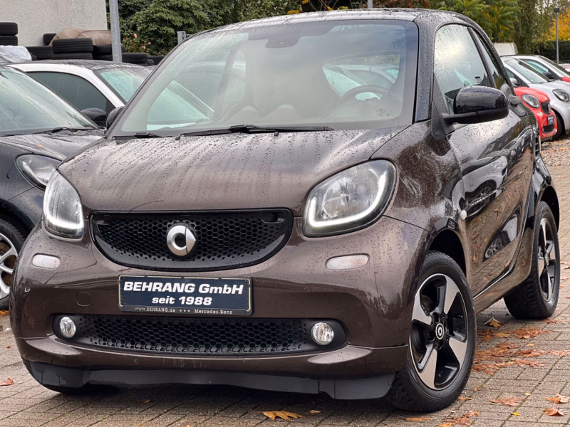 Smart ForTwo*PERFECT*PANORAMA*NAVI*SITZHEIZUNG*2.HAND*
