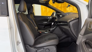 Ford Kuga ST-Line  AUTOMATIK SHZ CAM NAVI - foto 5