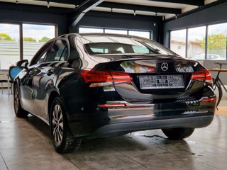 Mercedes-Benz A 180d Limousine Style*8G-DCT*KEYLESS*CARPLAY* - bilder 4