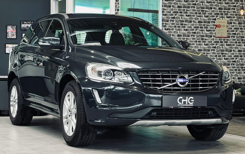 Volvo XC60 Momentum 2WD|XENON|SHZ|PANO|KAMERA|NAVI|LED
