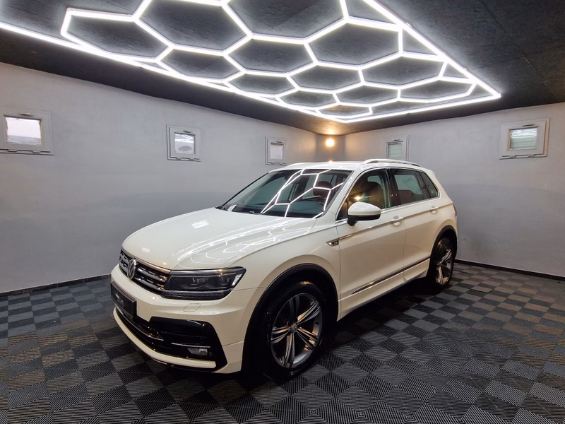 Volkswagen Tiguan 2.0 TFSI 4M R LINE|DIGITALTACHO|LED|DCC
