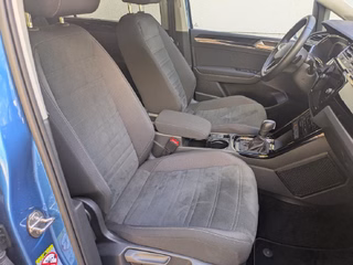 Volkswagen Touran 2.0 TDI DSG Highline *AHK,SHZ,LED* - bilder 6