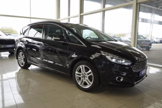 Ford S-Max Gebrauchtwagen Kaufen