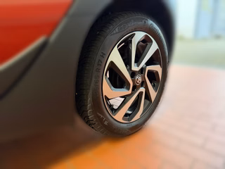 Toyota Aygo X Pulse +Allwetterräder - foto 7