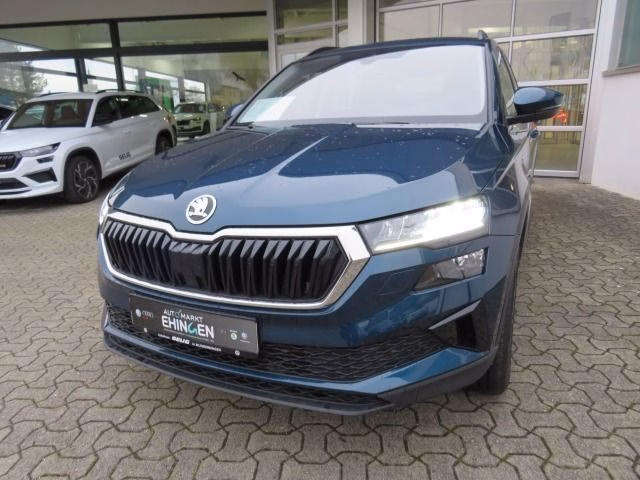 Skoda Karoq 1.5 TSI 6-Gang 150 PS Tour, 5 Jahre Garantie 100 Tkm, Amundsen,AHK,