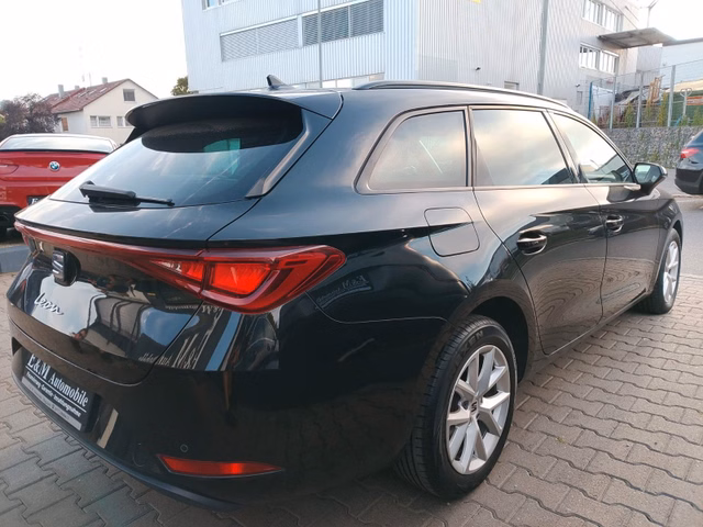 Seat Leon Sportstourer Style Automatik*1.HAND*NAVI* - foto 5
