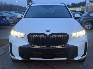 2026 BMW X5 xDrive40i - photo 2