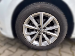 Volkswagen Golf Sportsvan Xenon Winterräder - bilder 7