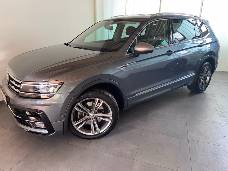 Volkswagen Tiguan Allspace 2.0 TDI HIGHLINE R-LINE 7 SITZE