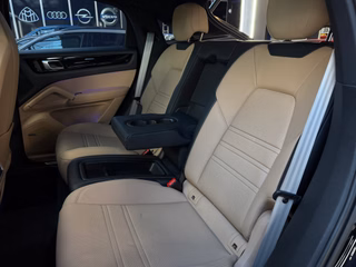 Porsche Cayenne Coupe S Platinum Edition 3.0 V6 e-hybrid / HEAD-UP / PANO / ACC / BOSE / 360° CAM E-Hybrid - foto 30