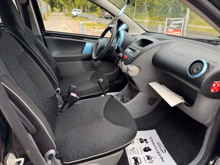 Peugeot 107 Millesim 200*Klima*Allwetter*TÜV NEU - foto 5