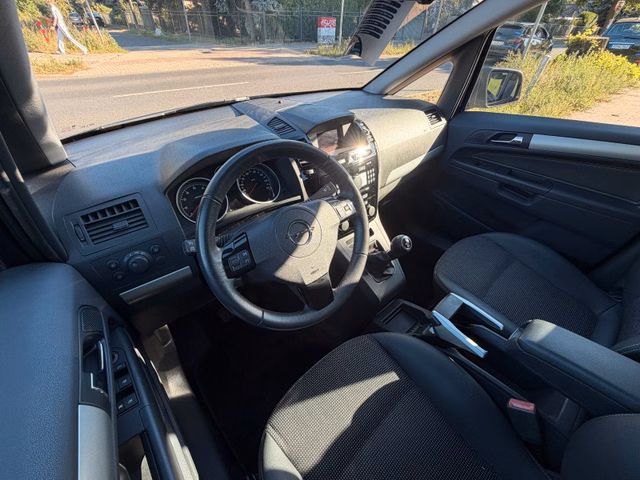 Opel Zafira B Innovation 1.8*Xenon*Klima*Temp*SHZ*PDC - foto 10