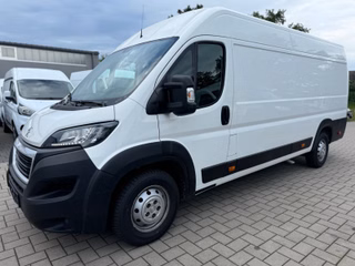 Peugeot Boxer Used vehicle for sale