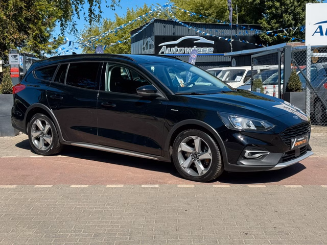 Ford Focus - foto 1
