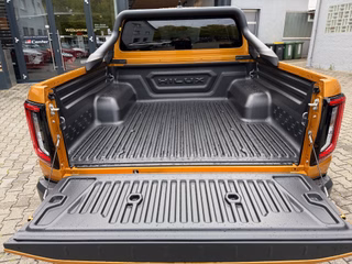 Toyota Hilux 2.8 DOUBLE CAB INVINCIBLE 4x4 M.Hyb. - bilder 10