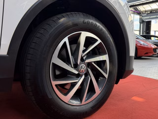 Volkswagen Tiguan Sound BMT ACC / Start-Stopp / LED / 4Motion - foto 8