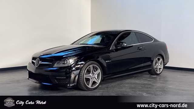 Mercedes-Benz C 63 AMG Coupe-PANO-H&K-KAM-MEMORY-DISTR-K.GO - фото 1