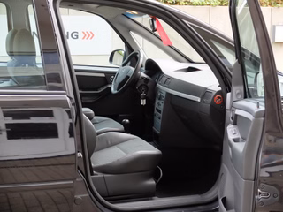 Opel Meriva 1.3 CDTi Cosmo Teilleder nur 92 Tkm - bilder 11